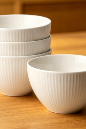 25oz Deep Ceramic Bowls (4-Piece Set) – 5.5 x 3.5-inch White, Microwave Safe, suitable for oatmeal/chili/salad